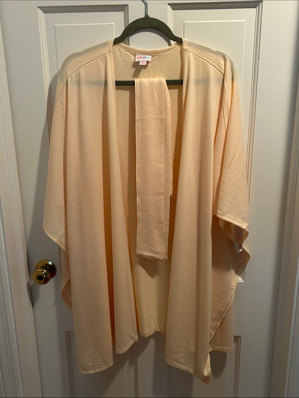 LuLaRoe Cream Open-Front Cape with Belt- NWT